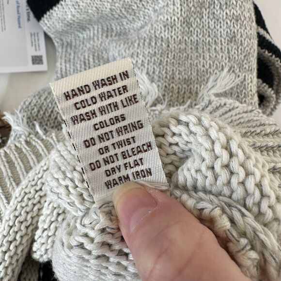 Havana Gray Black Stripe Distressed Long Sleeve Round Neck Sweater Zip Back SM - Picture 10 of 12